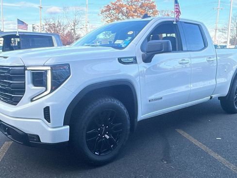 New 2025 GMC Sierra 1500 Elevation w/ Preferred Package image 3