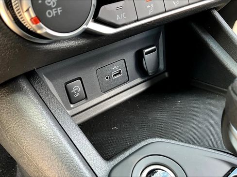 Certified 2025 Nissan Sentra S image 14