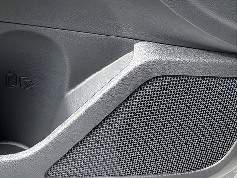 New 2025 Nissan Altima 2.5 SR w/ SR Premium Package FWD image 30