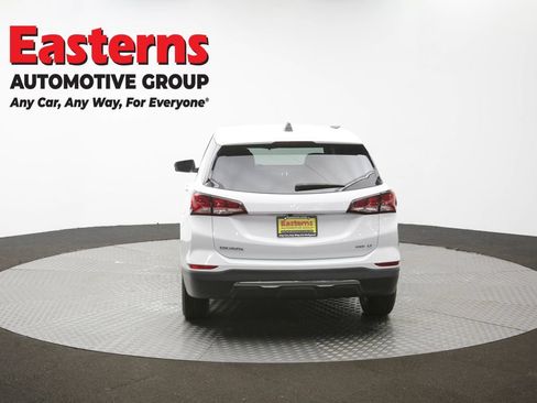 Used 2022 Chevrolet Equinox LT AWD/4WD image 36