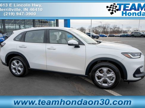 Used 2025 Honda HR-V LX image 1