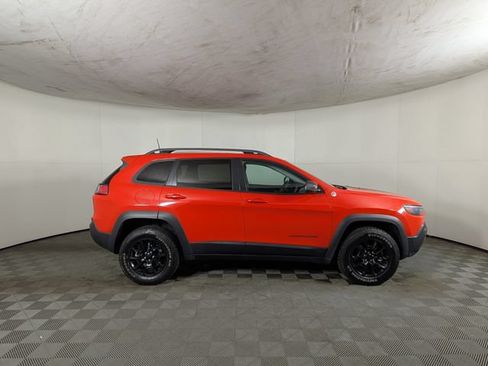 Used 2021 Jeep Cherokee Trailhawk w/ Premium Leather Package AWD/4WD image 6