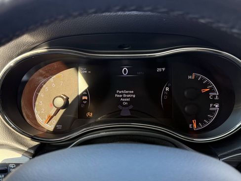 Used 2020 Jeep Grand Cherokee Limited X image 22