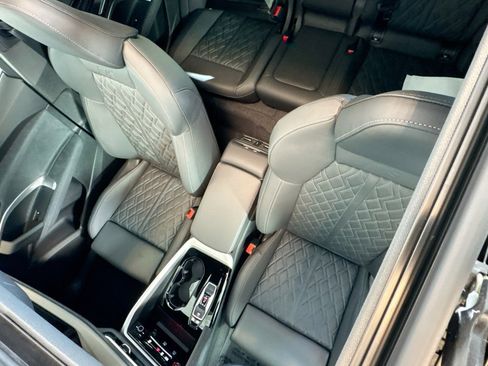 New 2025 Audi SQ5 Premium Plus image 18