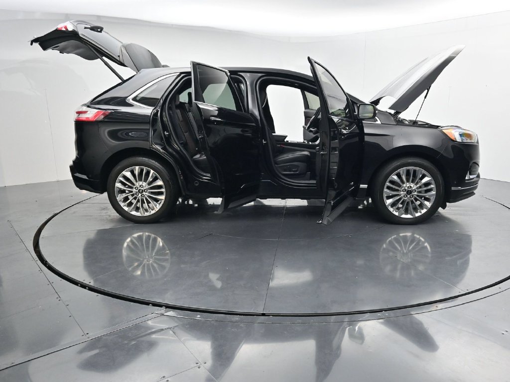 Used 2020 Ford Edge Titanium w/ Equipment Group 301A FWD image 42