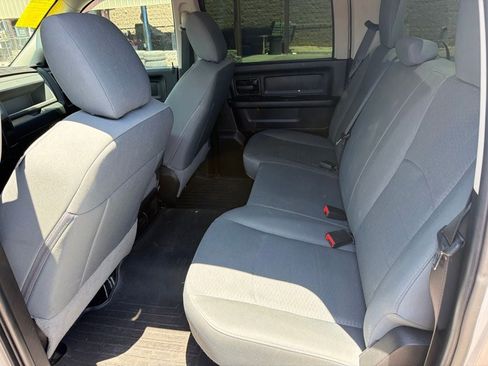 Used 2018 RAM 1500 Express w/ Express Value Package RWD image 5