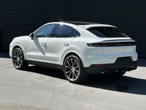 New 2026 Porsche Cayenne Coupe AWD/4WD image 3