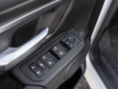 Used 2025 RAM 1500 Big Horn AWD/4WD image 19