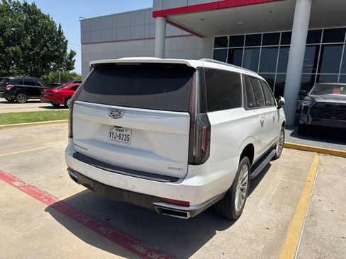 Used 2024 Cadillac Escalade ESV Premium Luxury w/ LPO, Floor Liner Package AWD/4WD image 8