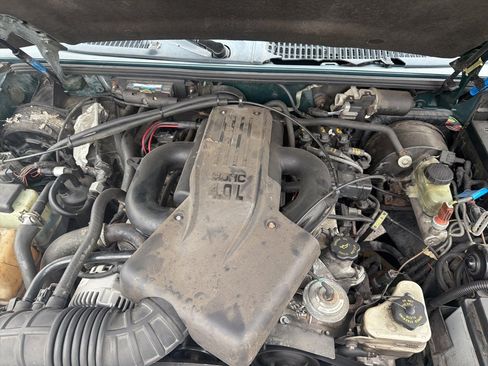 Used 1997 Ford Explorer XL image 19