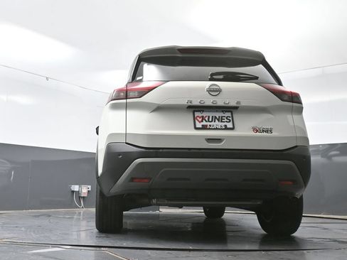 Used 2023 Nissan Rogue SV AWD/4WD image 55