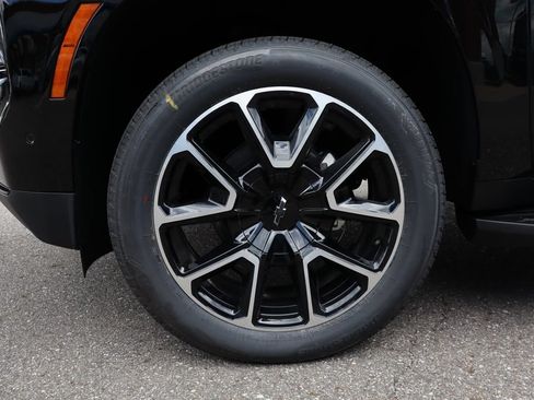 New 2026 Chevrolet Tahoe RST w/ Sun And Tow Package AWD/4WD image 30