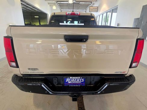 Used 2024 Chevrolet Colorado ZR2 w/ ZR2 Convenience Package III AWD/4WD image 7