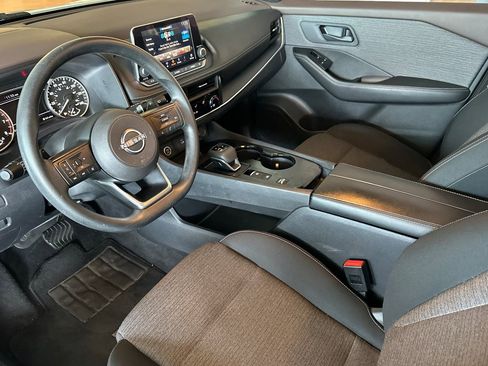 Used 2022 Nissan Rogue S FWD image 7