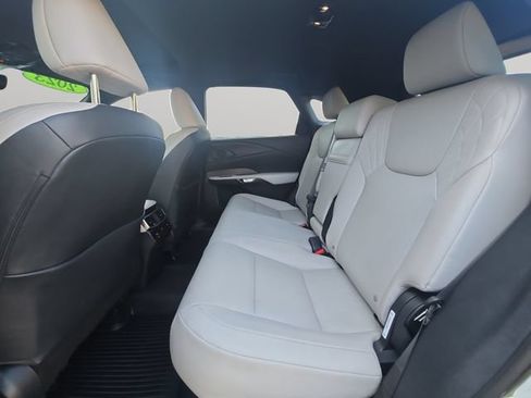 Used 2023 Lexus RX 350 Premium w/ Accessory Package AWD/4WD image 12