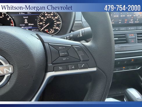 Used 2024 Nissan Altima 2.5 SV image 20