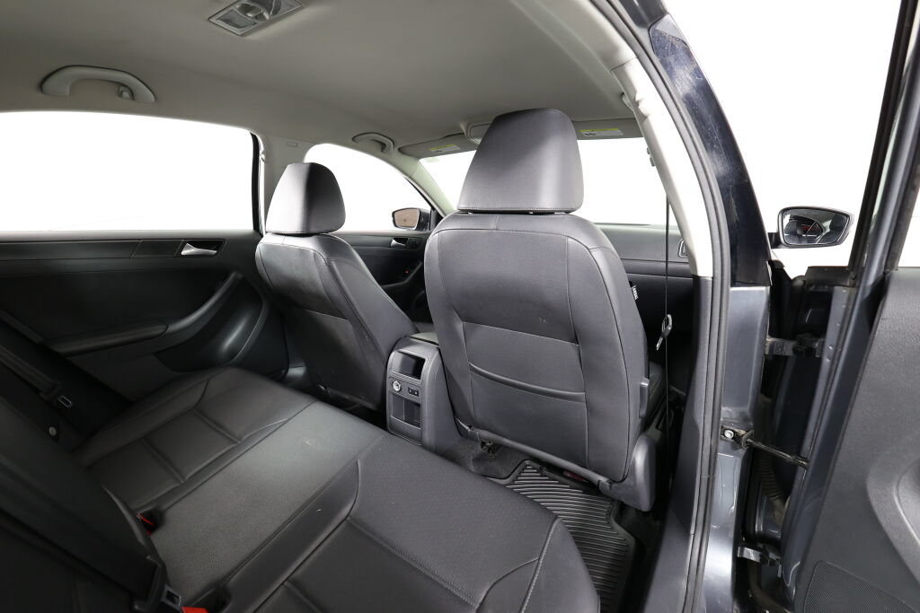 Used 2014 Volkswagen Jetta SE FWD image 20