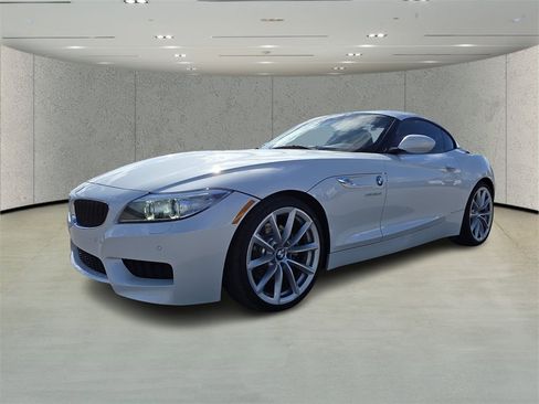 Used 2015 BMW Z4 sDrive35i image 7