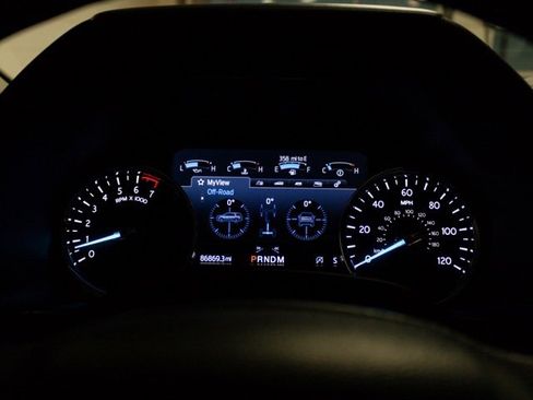 Used 2020 Ford Expedition Platinum image 13