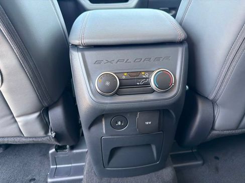 New 2026 Ford Explorer Active w/ Active Comfort Package AWD/4WD image 25