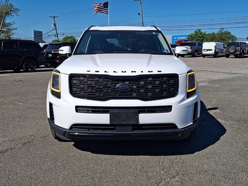 Used 2021 Kia Telluride EX w/ EX Premium Package AWD/4WD image 5
