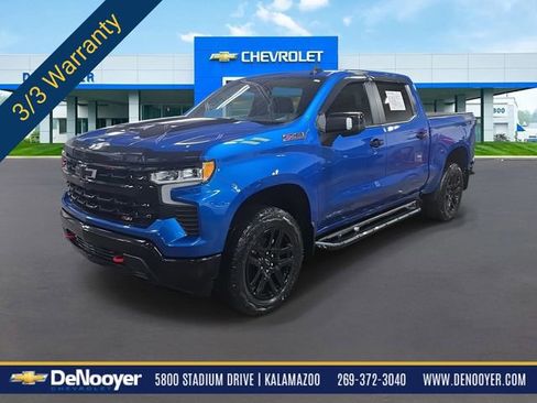 Used 2022 Chevrolet Silverado 1500 LT Trail Boss w/ Convenience Package II image 1