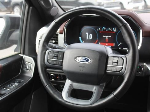 Used 2023 Ford F150 Lariat image 23