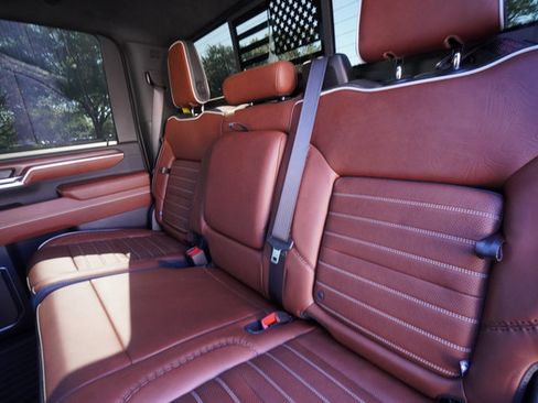 Used 2024 GMC Sierra 3500 Denali Ultimate AWD/4WD image 24
