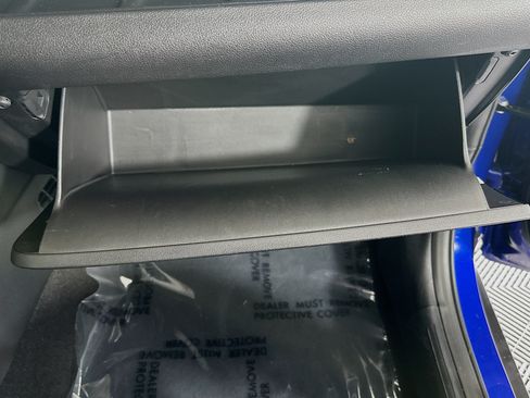 Used 2025 Hyundai Venue SEL FWD image 32