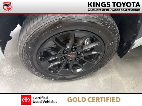 Used 2025 Toyota Tundra Limited w/ TRD Off-Road Package AWD/4WD image 33