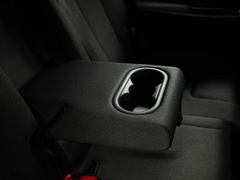 Used 2021 Hyundai Santa Fe SE image 16