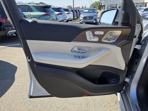 New 2026 Mercedes-Benz GLE 350 4MATIC image 11
