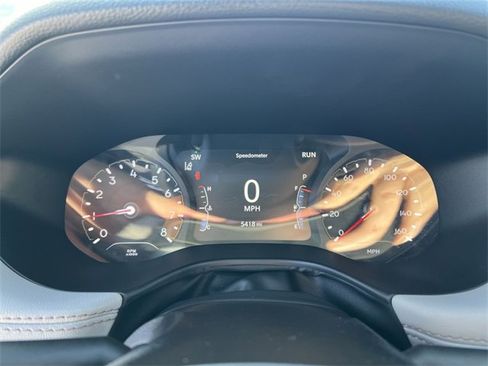 Used 2024 Jeep Compass Limited image 23