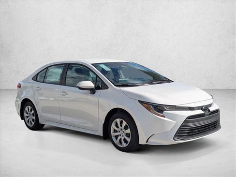 New 2026 Toyota Corolla LE image 6