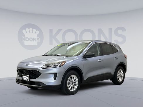 Used 2022 Ford Escape SE w/ Convenience Package image 1