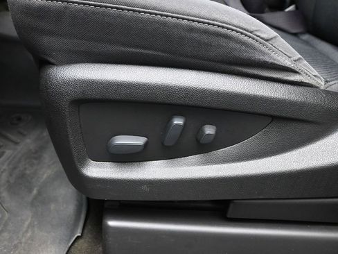 Used 2017 Chevrolet Silverado 1500 LT w/ LT Eassist Package image 11