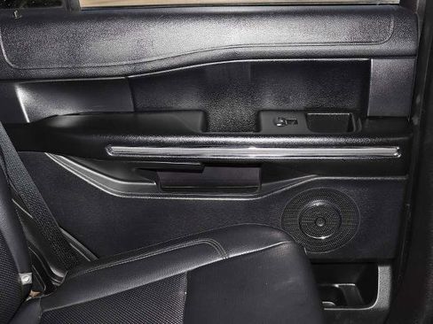 Certified 2019 Ford Expedition XLT w/ Equipment Group 201A image 25