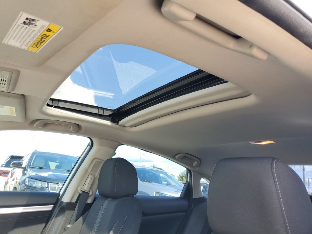 Certified 2019 Honda Civic EX image 10