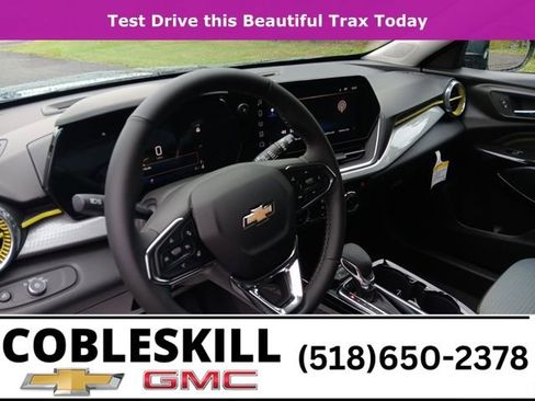 New 2025 Chevrolet Trax LT w/ Driver Confidence Package image 13