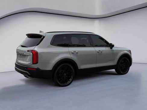 Used 2022 Kia Telluride SX w/ SX Prestige Package AWD/4WD image 5