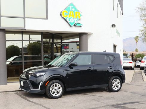 Used 2024 Kia Soul LX w/ Option Group 015 image 7