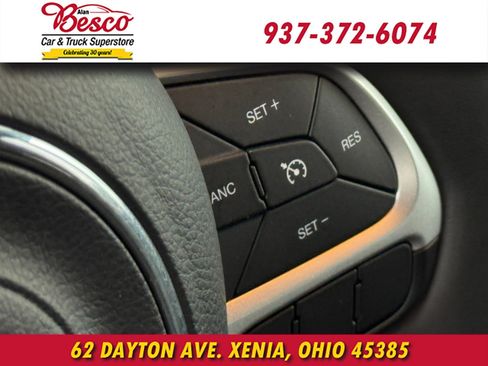 Used 2018 Jeep Compass Latitude w/ Popular Equipment Group AWD/4WD image 12