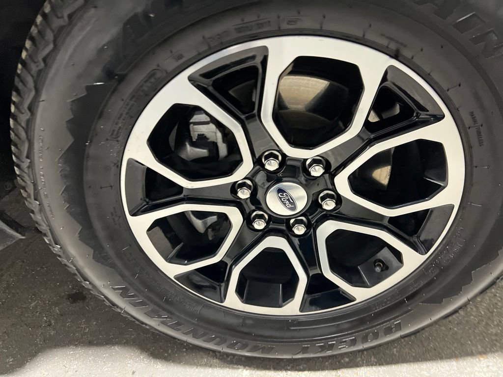 Used 2024 Ford Expedition XLT AWD/4WD image 51