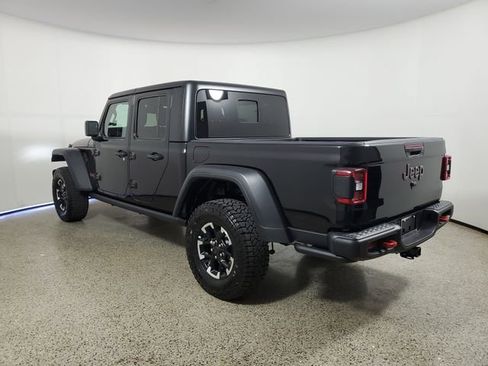 Used 2026 Jeep Gladiator Rubicon image 7