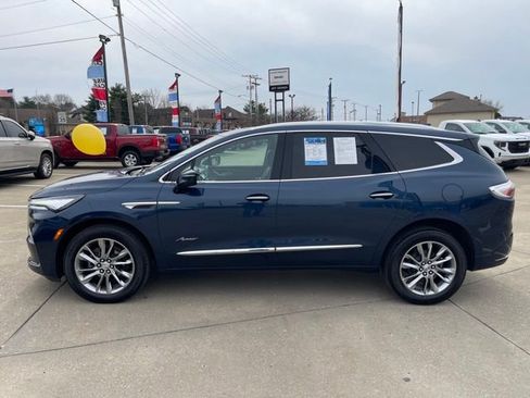 Certified 2024 Buick Enclave Avenir w/ Avenir Technology Package AWD/4WD image 9