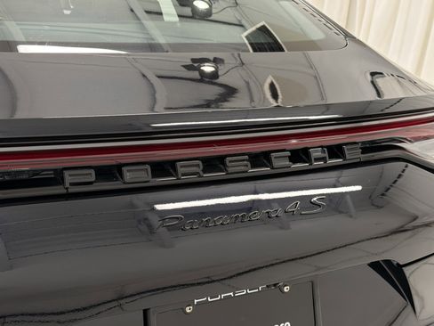 Certified 2022 Porsche Panamera 4S image 62