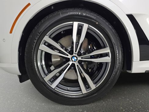 New 2026 BMW X7 xDrive40i w/ M Sport Package image 33