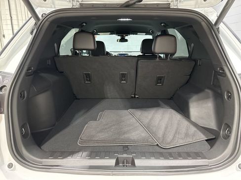 Certified 2024 Chevrolet Equinox RS AWD/4WD image 16
