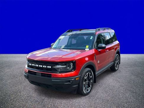Used 2023 Ford Bronco Sport Outer Banks w/ Tech Package AWD/4WD image 7