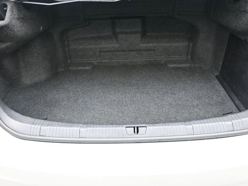 Used 2016 Toyota Avalon XLE Premium image 13